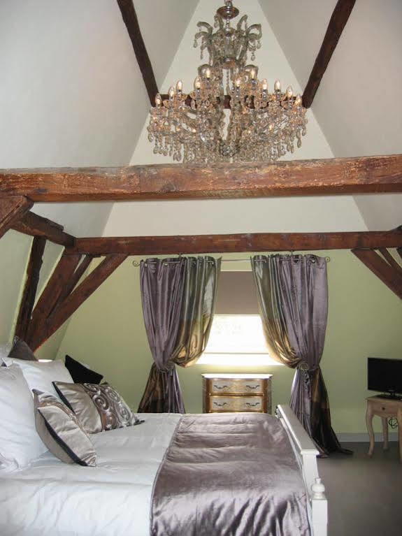 Couette-café Russell House *